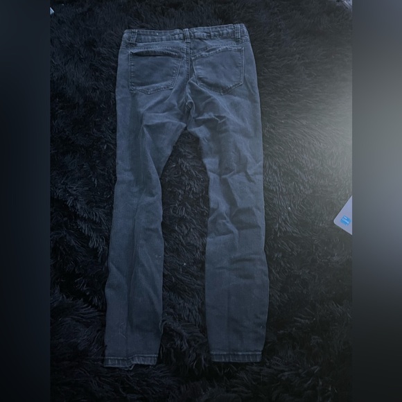 !!! SOLD !!! Rue 21 Black Ripped Mid-Rise Skinny Jeans Size 6 - Picture 7 of 8